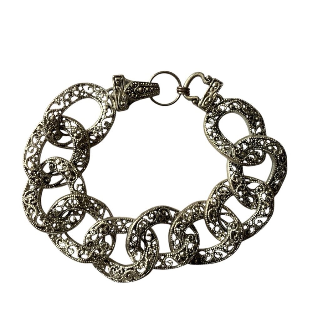 Silver Tone Large Link Chain Bracelet Magnetic Closure